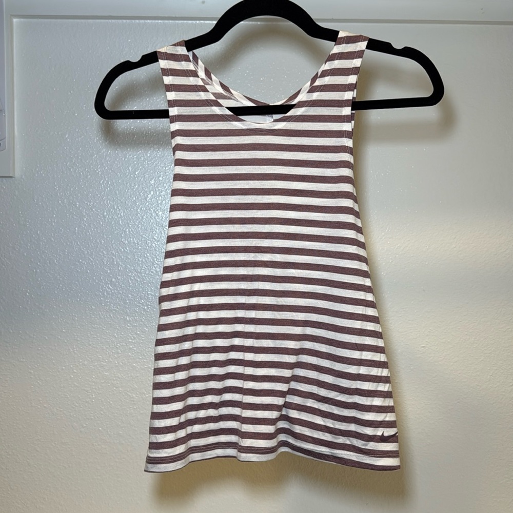 Nike workout tank